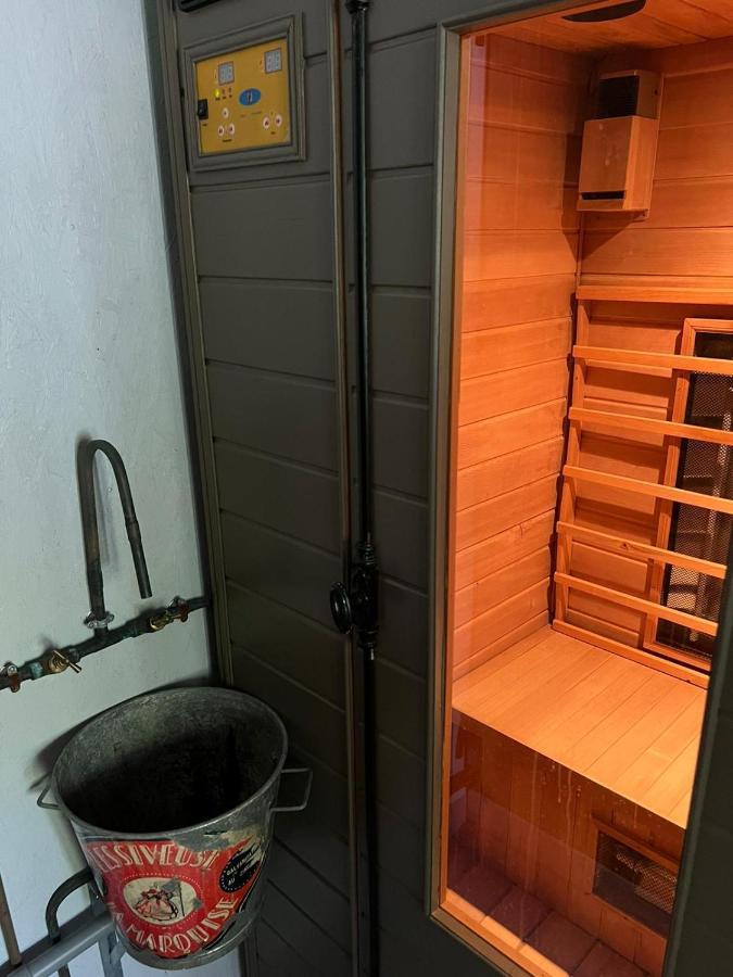 Les Chambres De Pauline Avec Spa Et Climatisation アルベールヴィル エクステリア 写真